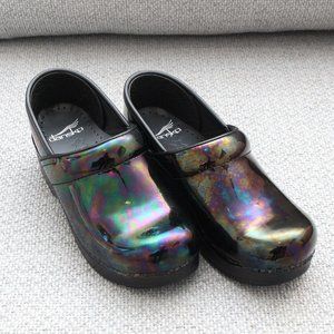 Dansko Petrol Patent Clog